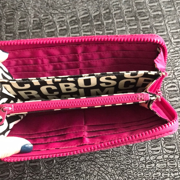 Wallet - Picture 2 of 4